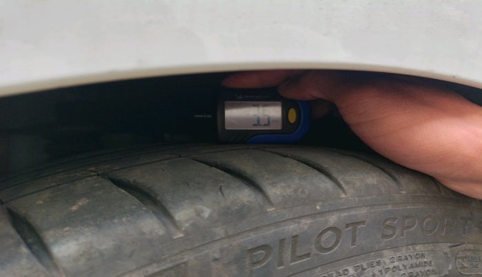 2021 BMW 3 Series 330I M SPORT, Petrol, Automatic, 70,000 km, tyre