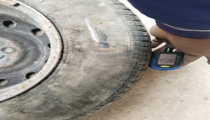 2011 Maruti Ritz LXI, Petrol, Manual, 46,319 km, tyre