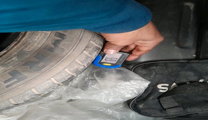 2019 Maruti Vitara Brezza ZDI AMT, Diesel, Automatic, 1,24,463 km, tyre