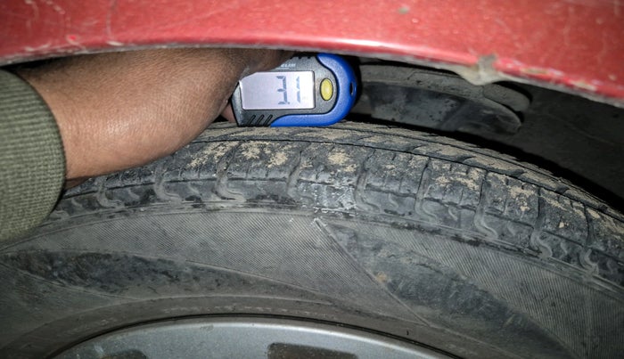 2011 Hyundai i10 MAGNA 1.2, Petrol, Manual, 1,16,554 km, tyre