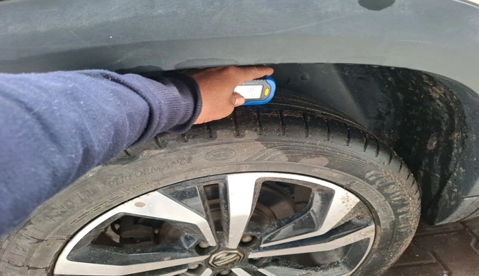 2023 MG HECTOR PLUS SHARP PRO 2.0 TURBO DIESEL 7 STR, Diesel, Manual, 30,001 km, tyre