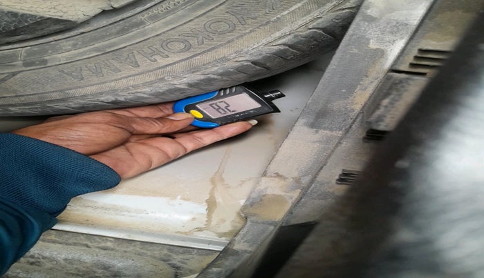 2021 Volkswagen Polo TRENDLINE 1.0L, Petrol, Manual, 75,700 km, tyre