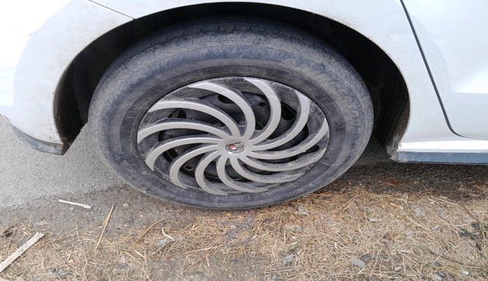 2021 Volkswagen Polo TRENDLINE 1.0L, Petrol, Manual, 75,700 km, tyre