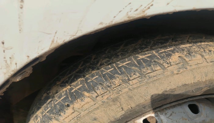 2011 Maruti Alto LXI, Petrol, Manual, 1,50,767 km, tyre