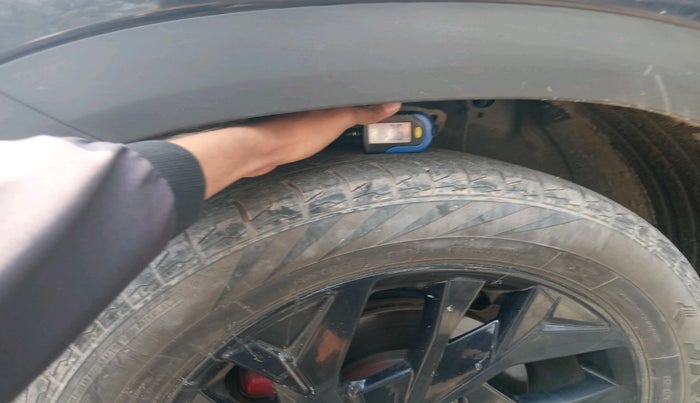 2021 Hyundai Creta SX EXECUTIVE 1.5 PETROL, Petrol, Manual, 35,088 km, tyre