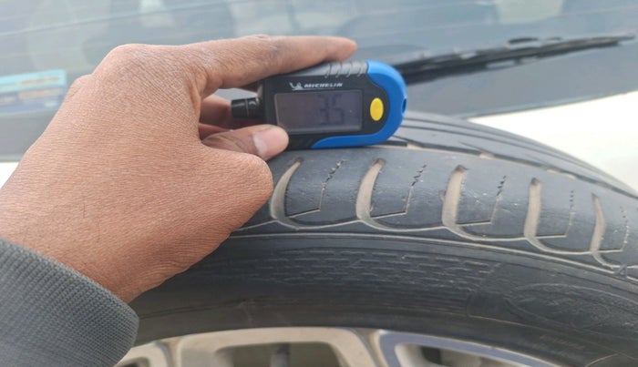 2014 Ford Ecosport TITANIUM 1.5L PETROL AT, Petrol, Automatic, 51,719 km, tyre