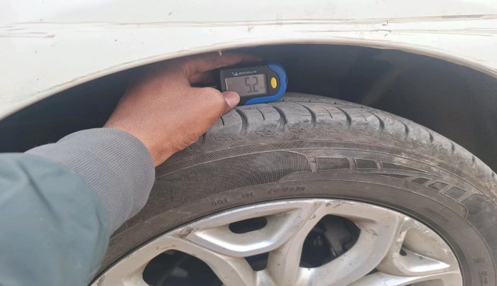 2014 Ford Ecosport TITANIUM 1.5L PETROL AT, Petrol, Automatic, 51,719 km, tyre