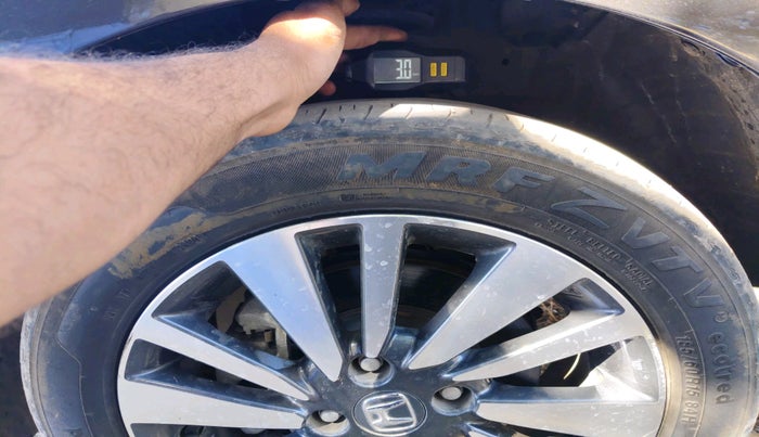 2024 Honda City 1.5L I-VTEC VX CVT, Petrol, Automatic, 14,432 km, tyre