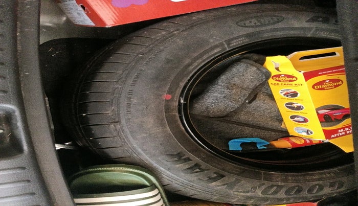 2022 KIA SELTOS HTK PLUS 1.5 IMT, Petrol, Manual, 55,159 km, tyre