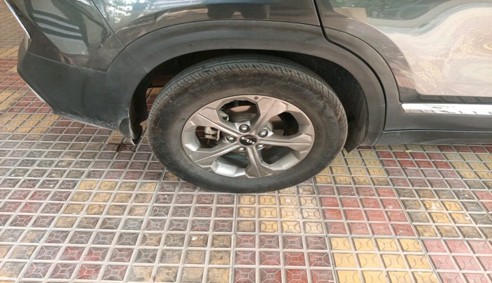 2022 KIA SELTOS HTK PLUS 1.5 IMT, Petrol, Manual, 55,159 km, tyre