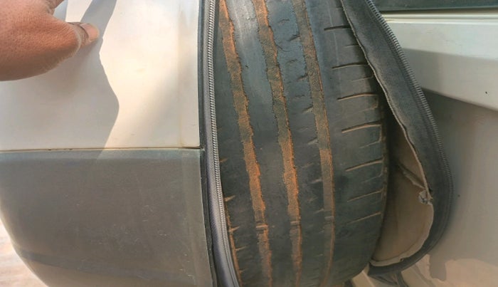 2012 Tata Safari 4X2 VX DICOR, Diesel, Manual, 2,19,756 km, tyre