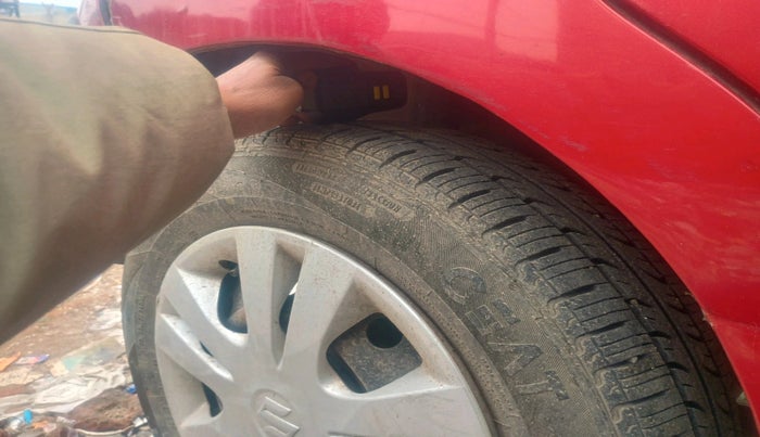 2014 Maruti Celerio VXI (O), Petrol, Manual, 94,532 km, tyre