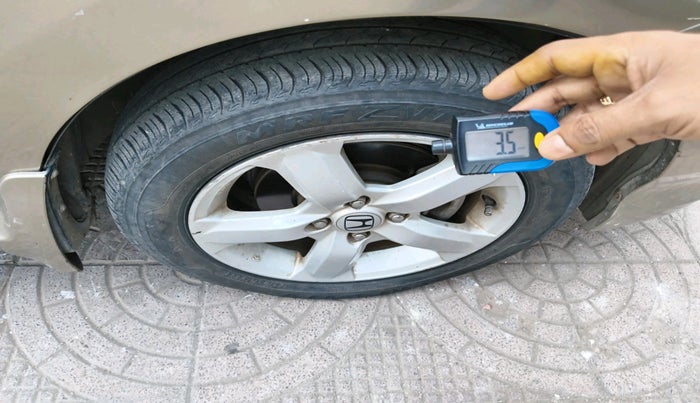 2011 Honda City 1.5L I-VTEC V MT, Petrol, Manual, 94,717 km, tyre