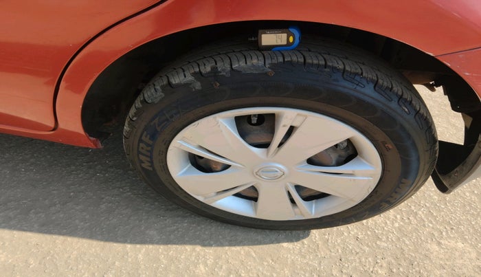 2015 Nissan Micra XV CVT, Petrol, Automatic, 66,056 km, tyre