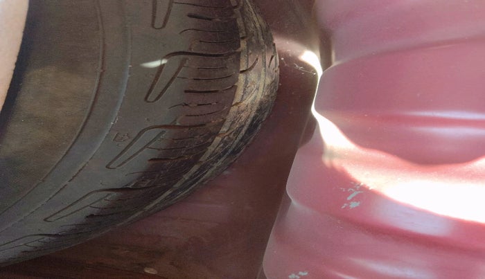 2015 Nissan Micra XV CVT, Petrol, Automatic, 66,056 km, tyre