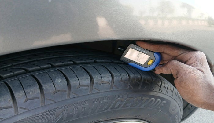 2015 Chevrolet Sail 1.2 LS ABS, Petrol, Manual, 1,06,828 km, tyre