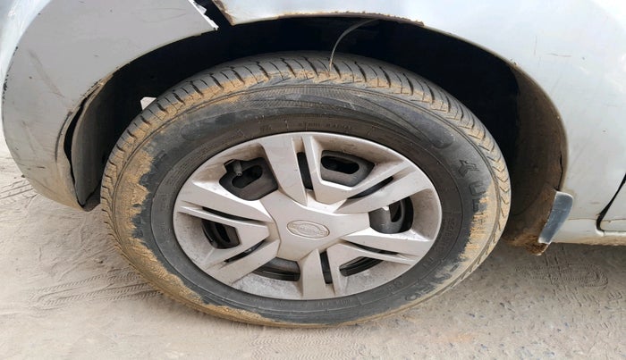 2017 Datsun Redi Go T (O), Petrol, Manual, 28,961 km, tyre