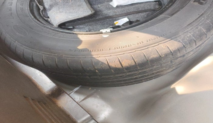 2023 KIA SONET HTX 1.5, Diesel, Manual, 35,912 km, tyre