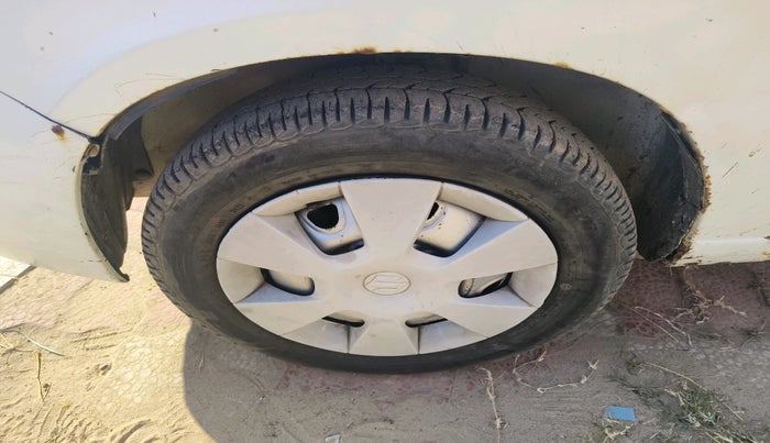 2013 Maruti Alto K10 LXI, Petrol, Manual, 1,62,665 km, tyre