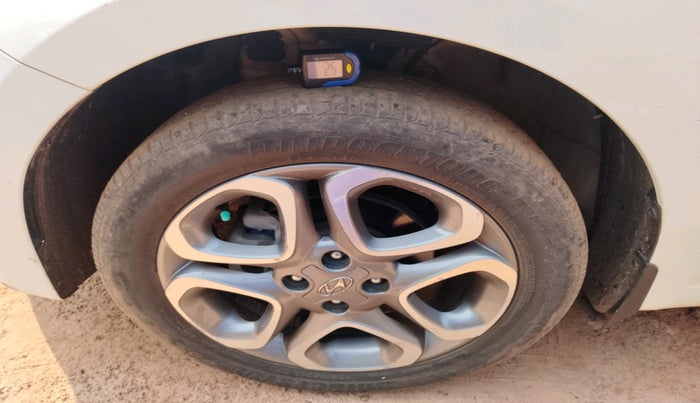 2019 Hyundai Elite i20 SPORTZ PLUS 1.2 DUAL TONE, Petrol, Manual, 30,531 km, tyre