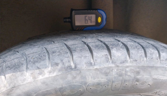 2011 Ford Fiesta SXI 1.6 PETROL, Petrol, Manual, 52,583 km, tyre