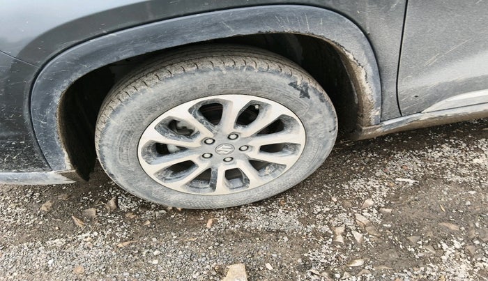 2024 Maruti Grand Vitara SIGMA SMART HYBRID, Petrol, Manual, 57,444 km, tyre