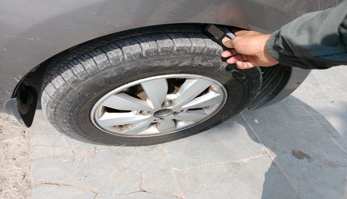 2012 Hyundai i20 SPORTZ 1.4 CRDI, Diesel, Manual, 1,66,394 km, tyre