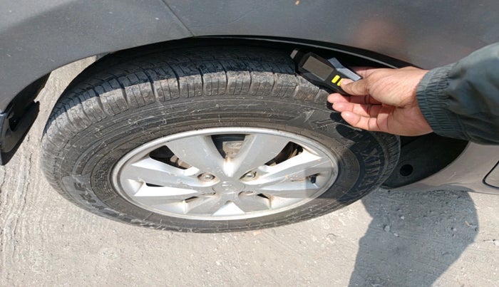 2012 Hyundai i20 SPORTZ 1.4 CRDI, Diesel, Manual, 1,66,394 km, tyre