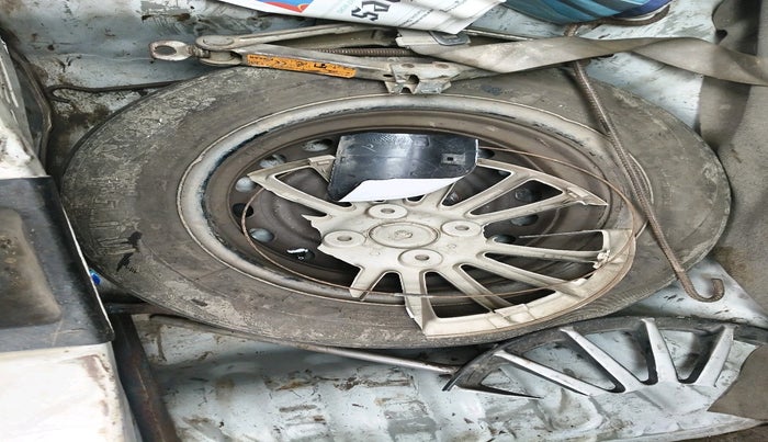 2012 Nissan Micra XV PETROL, Petrol, Manual, 1,51,045 km, tyre