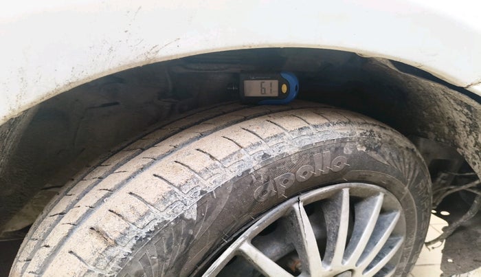 2012 Nissan Micra XV PETROL, Petrol, Manual, 1,51,045 km, tyre