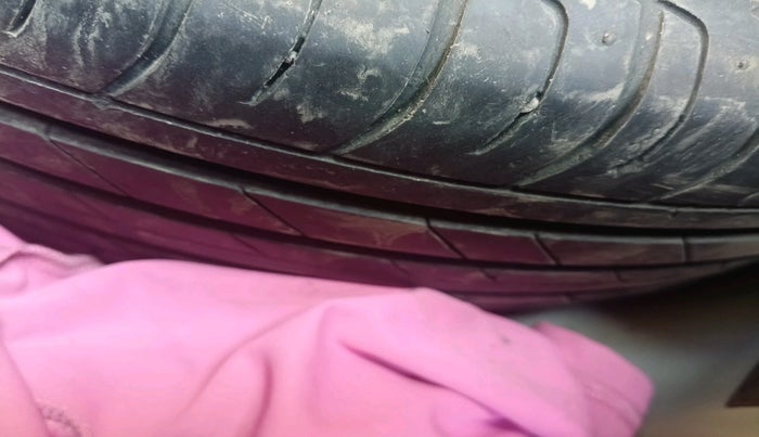 2021 Tata NEXON XM DIESEL, Diesel, Manual, 80,776 km, tyre