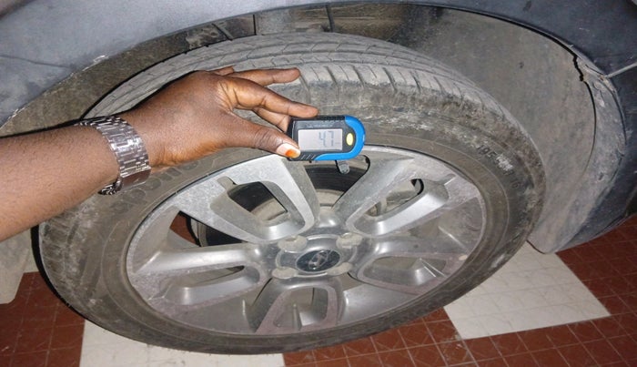 2016 Hyundai i20 Active 1.2 SX, Petrol, Manual, 30,254 km, tyre