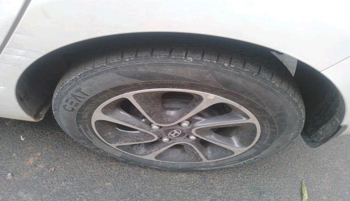 2019 Hyundai Grand i10 SPORTZ AT 1.2 KAPPA VTVT, Petrol, Automatic, 51,386 km, tyre