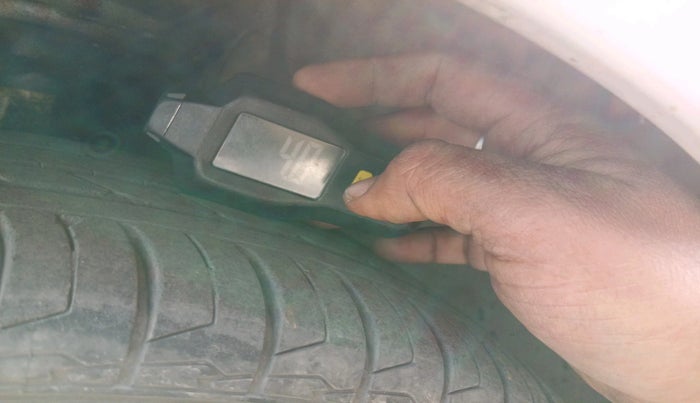 2016 Skoda Octavia STYLE PLUS AT 1.8 TSI, Petrol, Automatic, 59,547 km, tyre