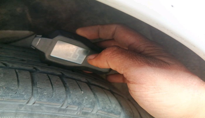 2016 Skoda Octavia STYLE PLUS AT 1.8 TSI, Petrol, Automatic, 59,547 km, tyre