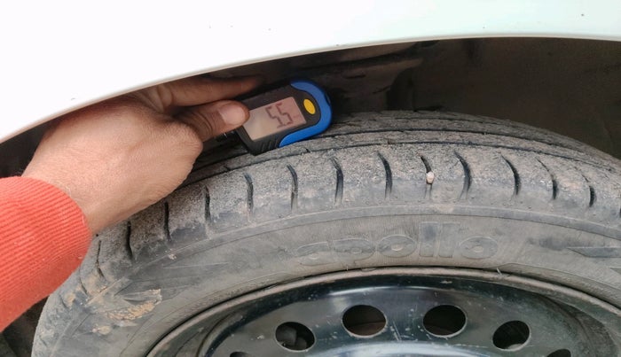 2011 Maruti Wagon R 1.0 VXI, Petrol, Manual, 84,861 km, tyre