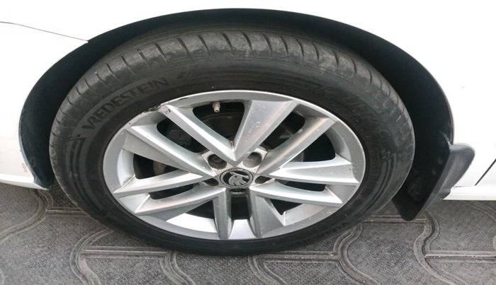 2019 Skoda Rapid STYLE 1.5 TDI AT, Diesel, Automatic, 1,10,290 km, tyre