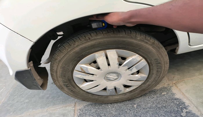 2013 Maruti Alto 800 LXI, Petrol, Manual, 82,181 km, tyre