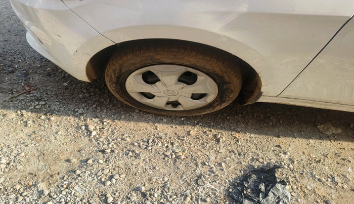 2022 Tata Tiago XT PETROL, Petrol, Manual, 42,828 km, tyre