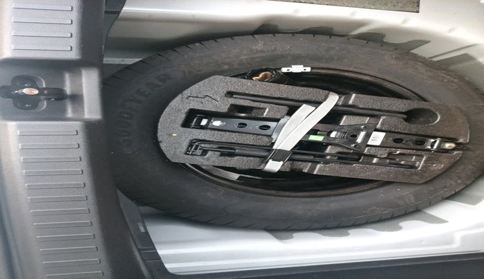 2022 Volkswagen TAIGUN COMFORTLINE 1.0 TSI MT, Petrol, Manual, 28,294 km, tyre