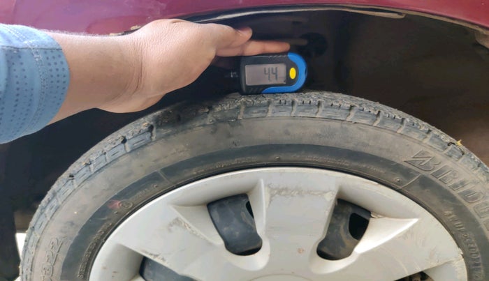 2017 Maruti Alto K10 VXI (O) AMT, Petrol, Automatic, 28,120 km, tyre