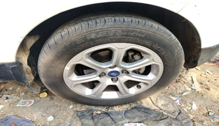 2018 Ford Ecosport TITANIUM + 1.5L PETROL, Petrol, Manual, 70,245 km, tyre