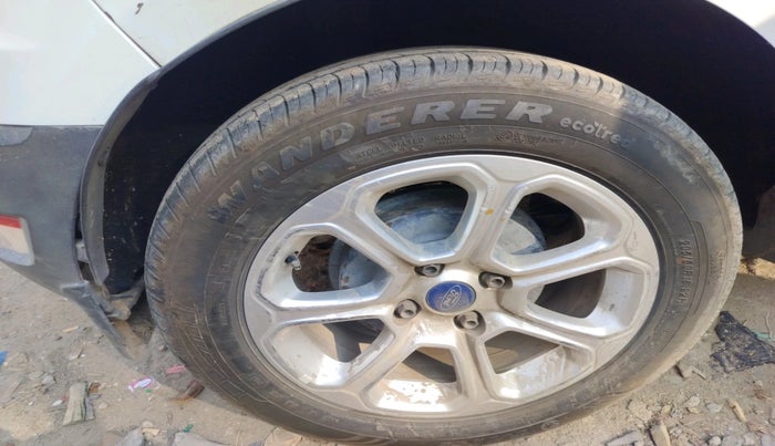 2018 Ford Ecosport TITANIUM + 1.5L PETROL, Petrol, Manual, 70,245 km, tyre