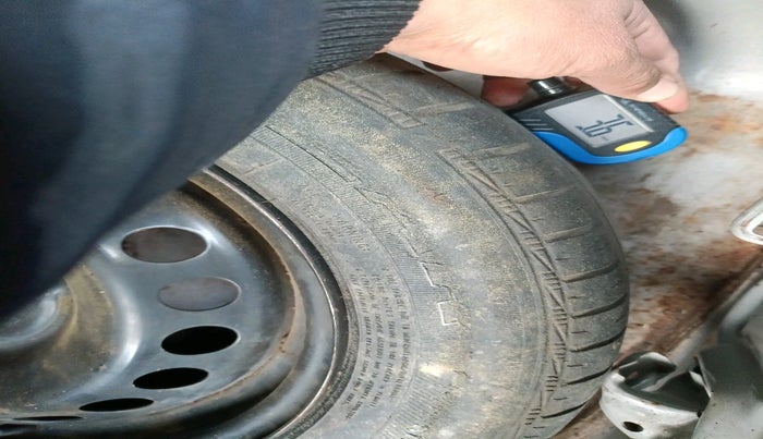 2015 Hyundai Xcent S 1.2, Petrol, Manual, 69,661 km, tyre