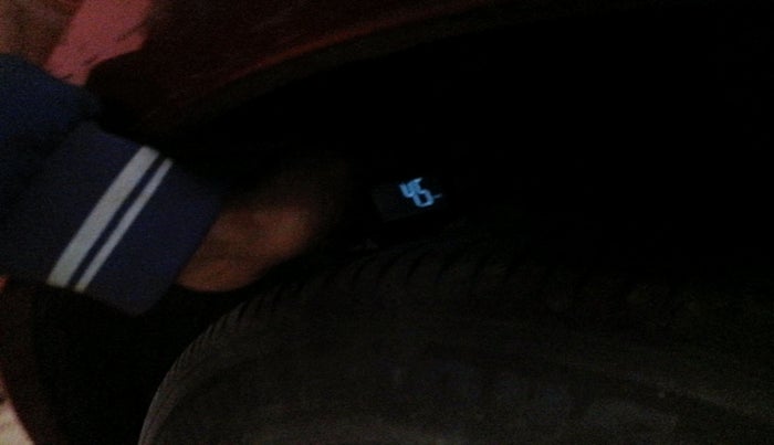 2017 Tata Tiago WIZZ EDITION PETROL, Petrol, Manual, 36,937 km, tyre