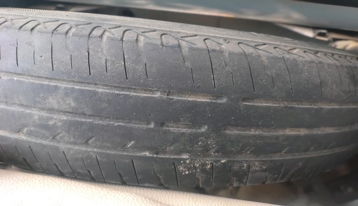 2018 Maruti Wagon R 1.0 LXI CNG, Petrol, Manual, 73,418 km, tyre