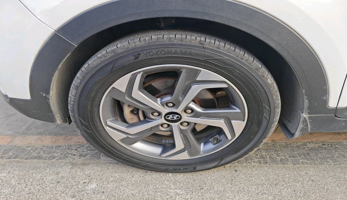 2018 Hyundai Creta SX AT 1.6 PETROL, Petrol, Automatic, 65,852 km, tyre