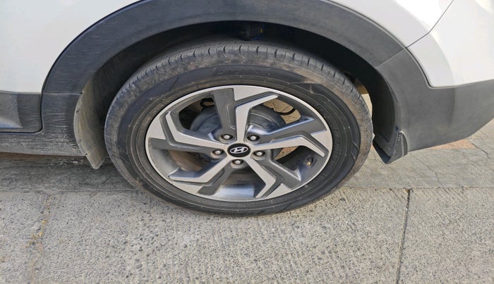 2018 Hyundai Creta SX AT 1.6 PETROL, Petrol, Automatic, 65,852 km, tyre