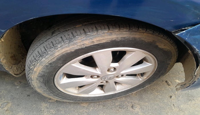 2014 Hyundai Xcent S (O) 1.2, Petrol, Manual, 69,262 km, tyre