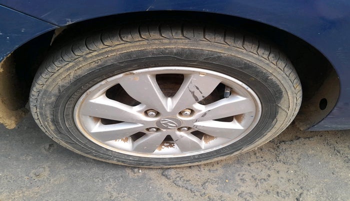 2014 Hyundai Xcent S (O) 1.2, Petrol, Manual, 69,262 km, tyre